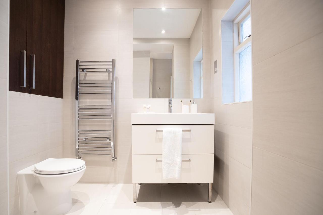 Perfect For Business & Corporate Stays - Three Bed With City View Shoreditch Londra Exterior foto