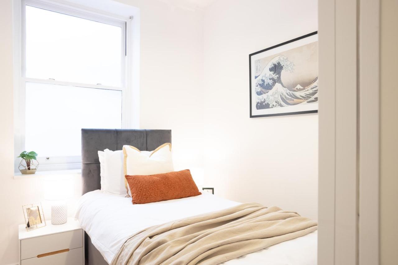 Perfect For Business & Corporate Stays - Three Bed With City View Shoreditch Londra Exterior foto